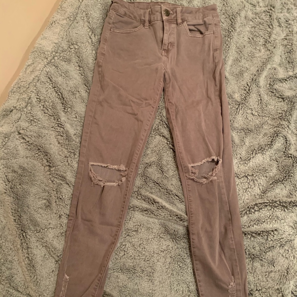 LIGHTLY WORN MAUVE AEO SKINNY JEANS